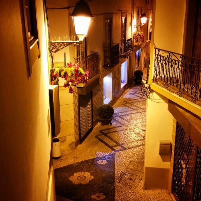 Apartamento Casa Do Centro Abrantes Exterior foto